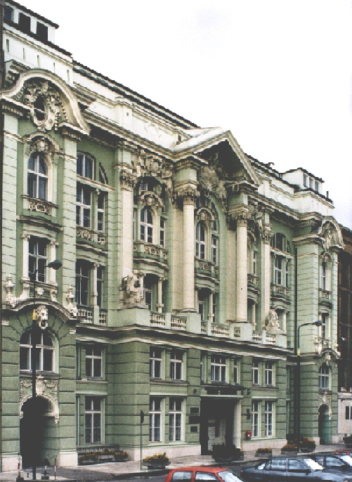 Widok gmachu NOT przy ul. Czackiego 3/5 w 
Warszawie